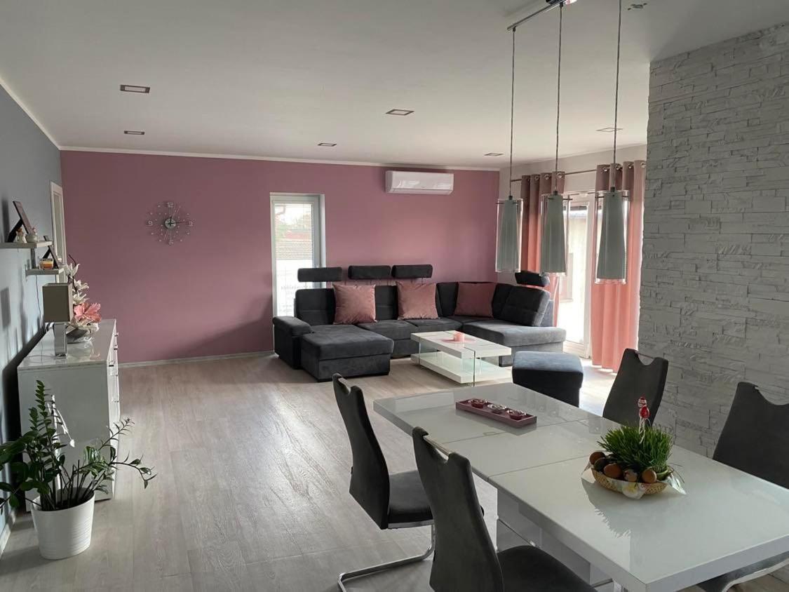 Prazdninovy Dum Sorada Villa Rohatec Buitenkant foto